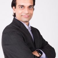 Dr. Somnoek Choosuwan